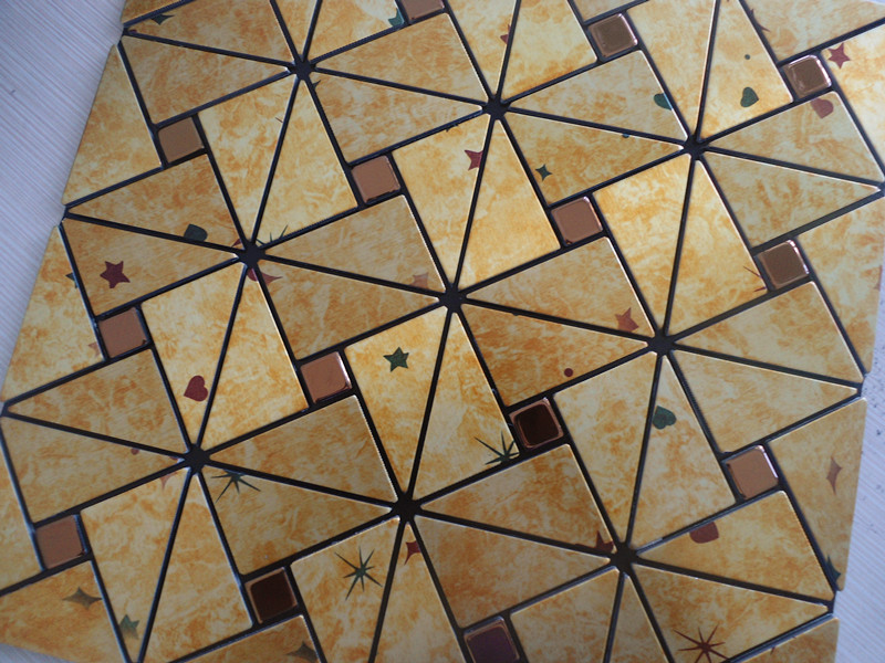 enlarged photo of the metallic mosaic tile aluminum stainless steel
