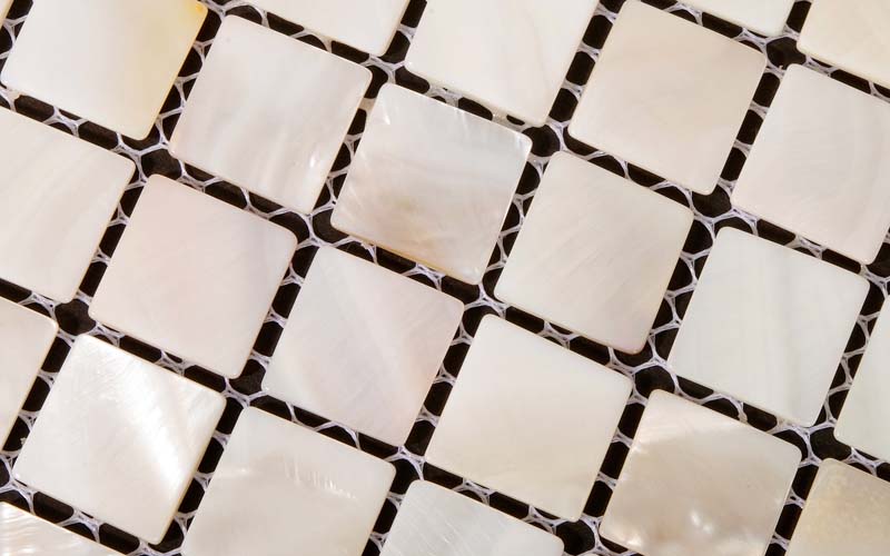 enlarged photo of the mother of pearl tile walls - st047