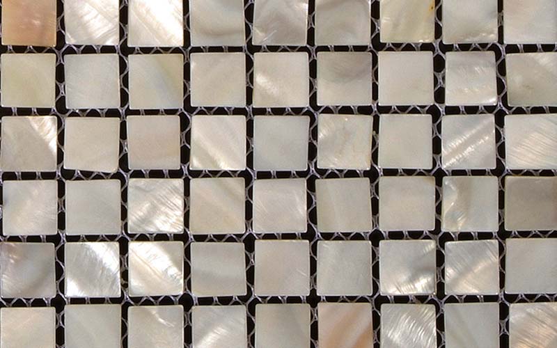 front side of natural white mother of pearl shell mosaic  tile - st049